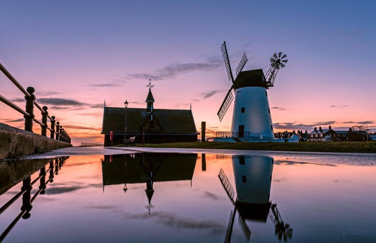Bed and Breakfast The Gaydon Литам-Сент-Эннс Экстерьер фото