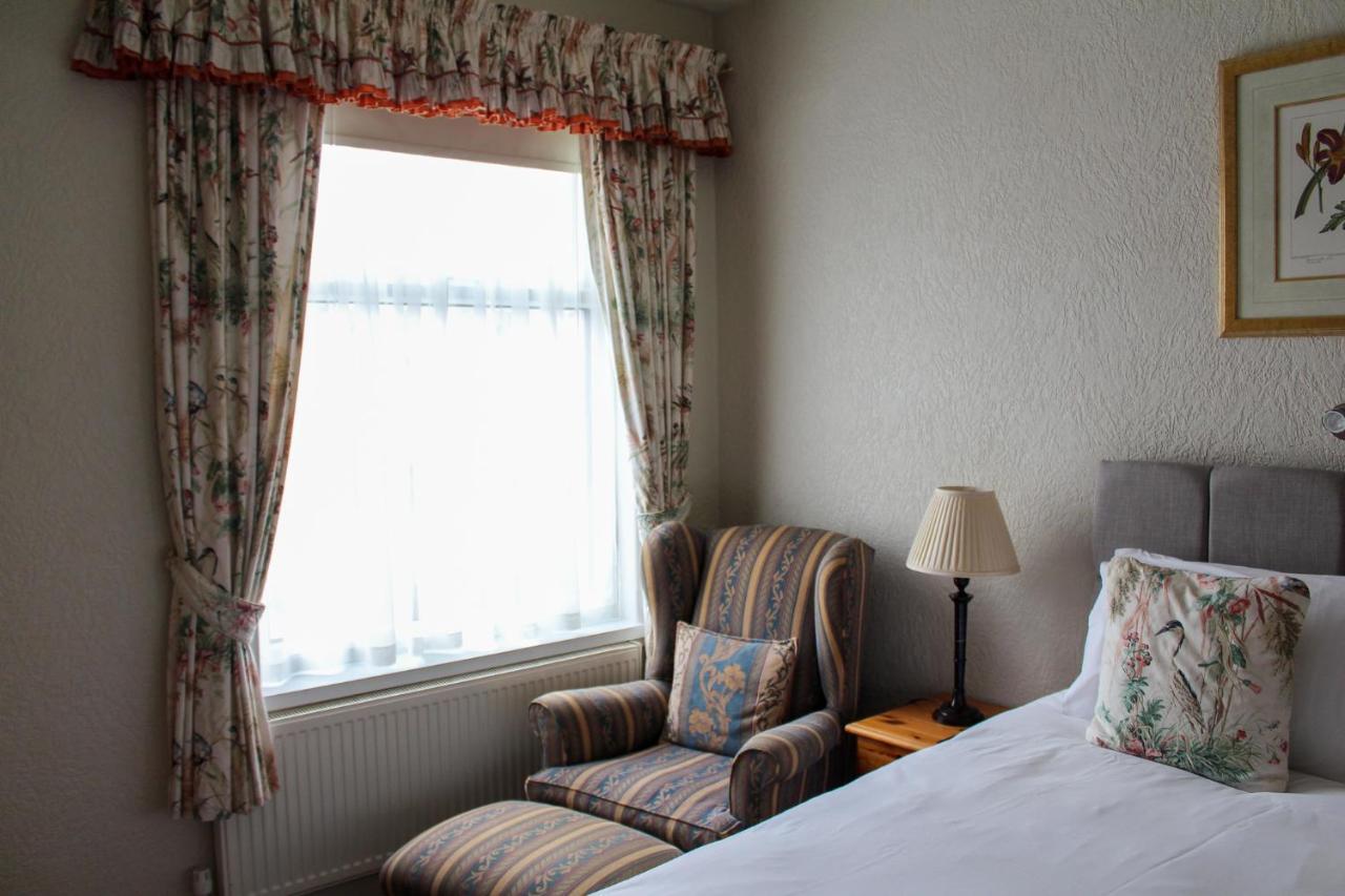 Bed and Breakfast The Gaydon Литам-Сент-Эннс Экстерьер фото