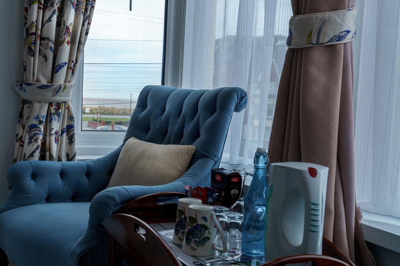 Bed and Breakfast The Gaydon Литам-Сент-Эннс Экстерьер фото